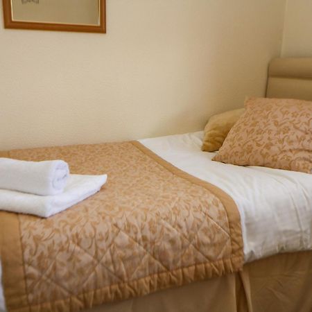 Basford View Villa Cheddleton Dış mekan fotoğraf