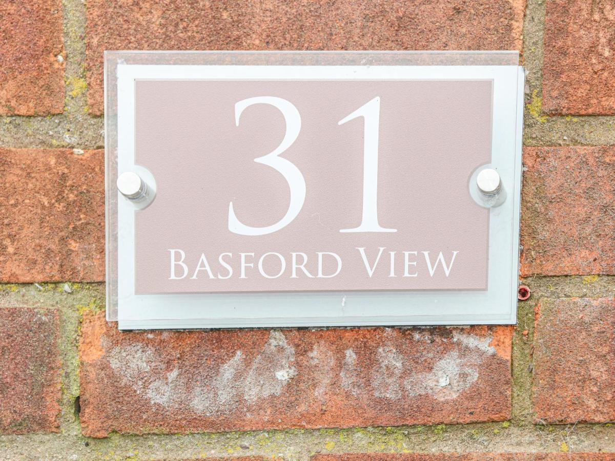 Basford View Villa Cheddleton Dış mekan fotoğraf